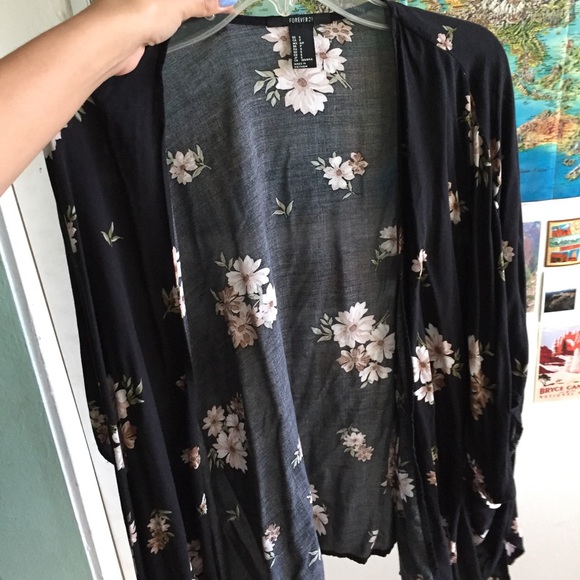 Forever 21 Tops - FLORAL COVERUP